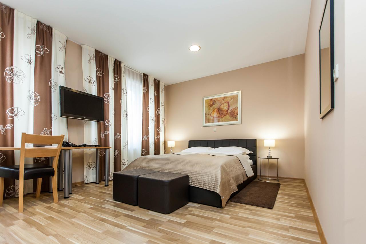 Hotel Petrijevci Бизоваць Номер фото